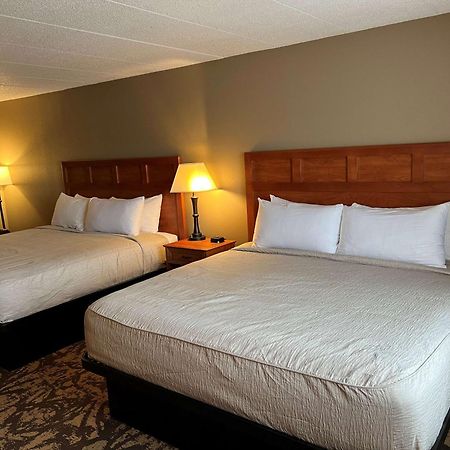 איגל ריבר Best Western Derby Inn מראה חיצוני תמונה