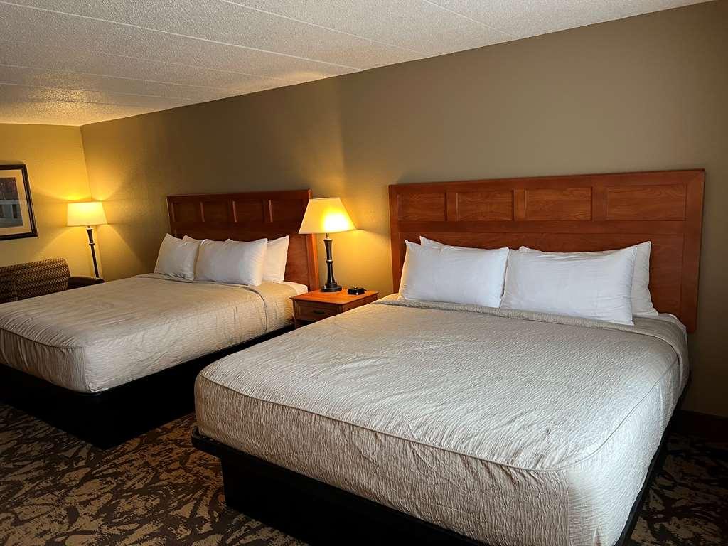 איגל ריבר Best Western Derby Inn חדר תמונה